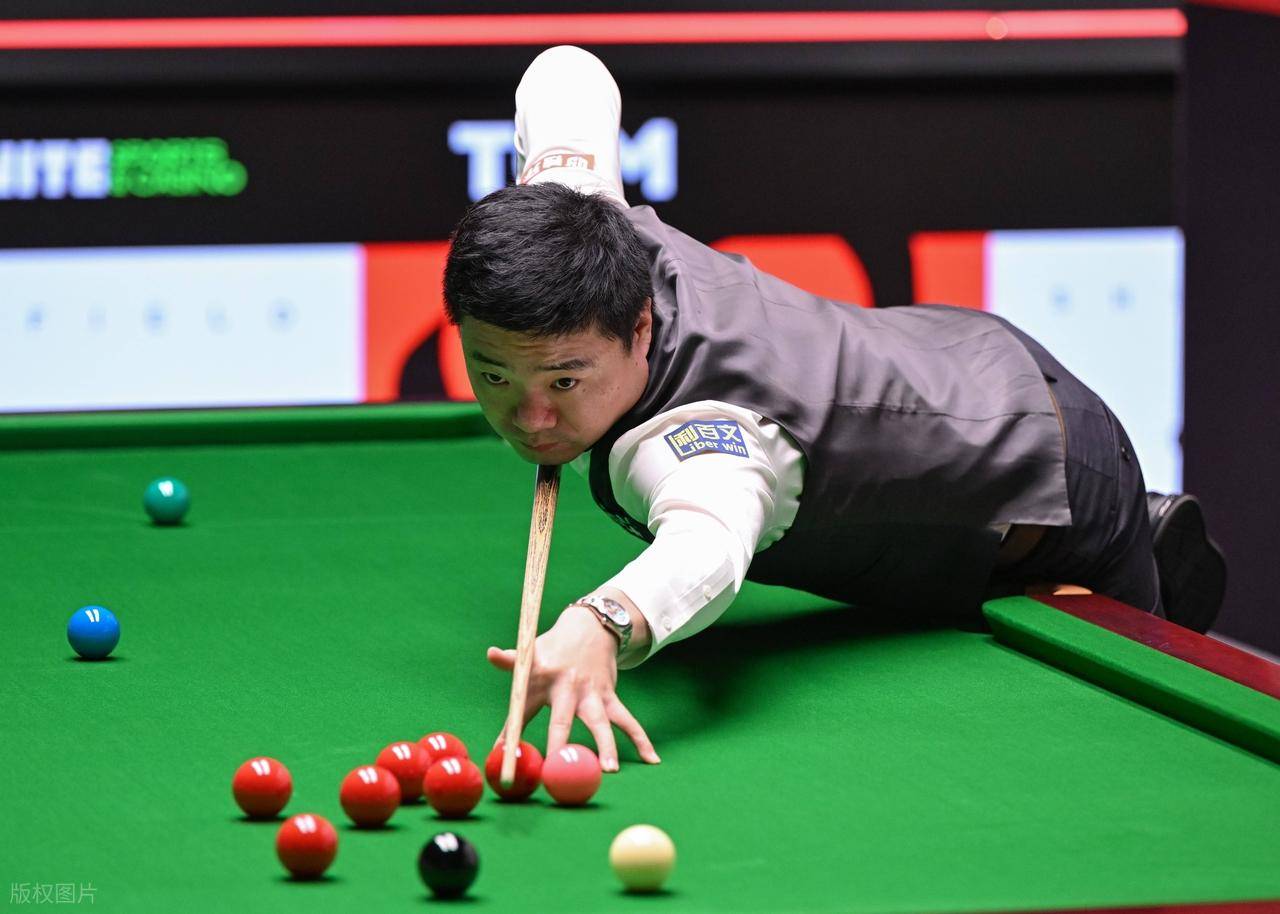 场情况下 场情况下