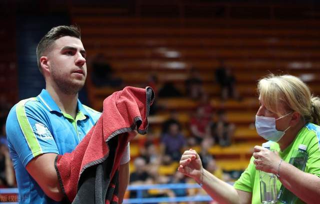 即使在高压 即使在高压