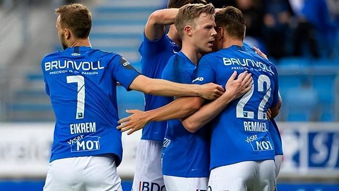 现了顽强拼 现了顽强拼